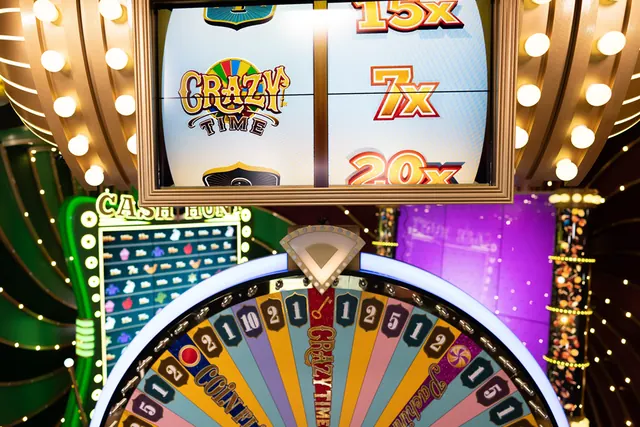 Crazy Time Top Slot multiplier reel before a wheel spin